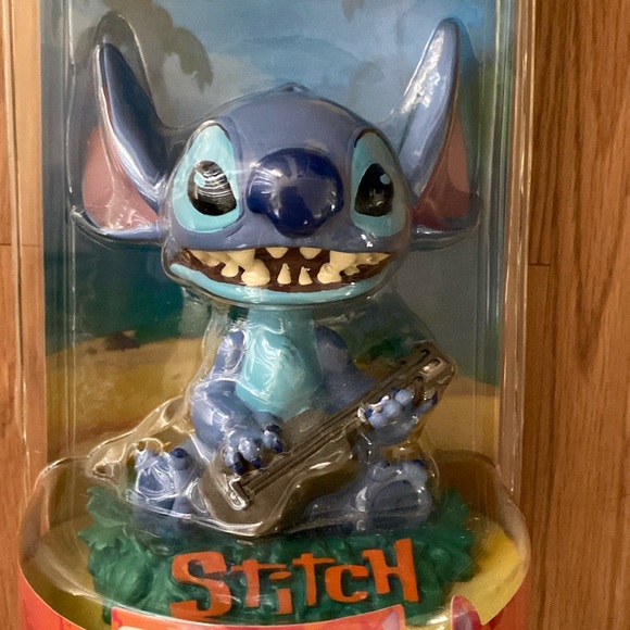 ❤️ Disney’s Lilo & Stitch Hand Painted Bobble Head Doll New in Box - Picture 3 of 9